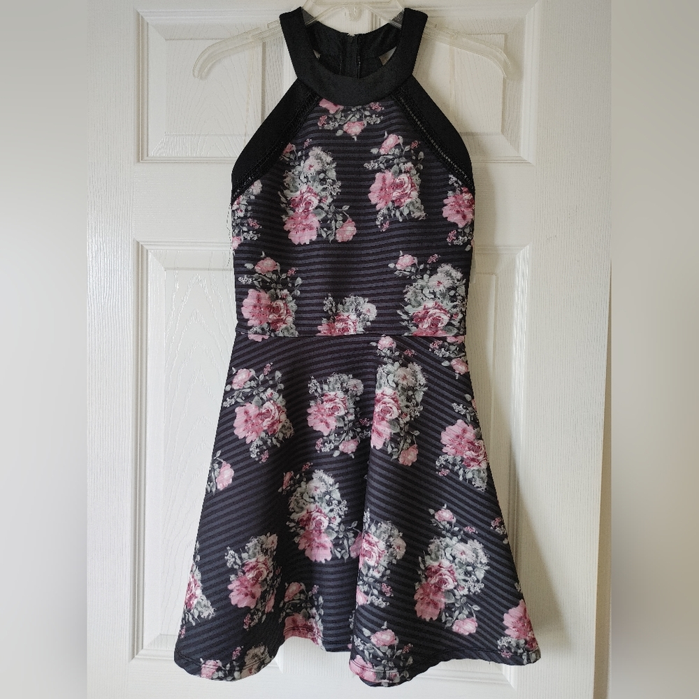 Crystal Doll, Black and floral, size 3 dress